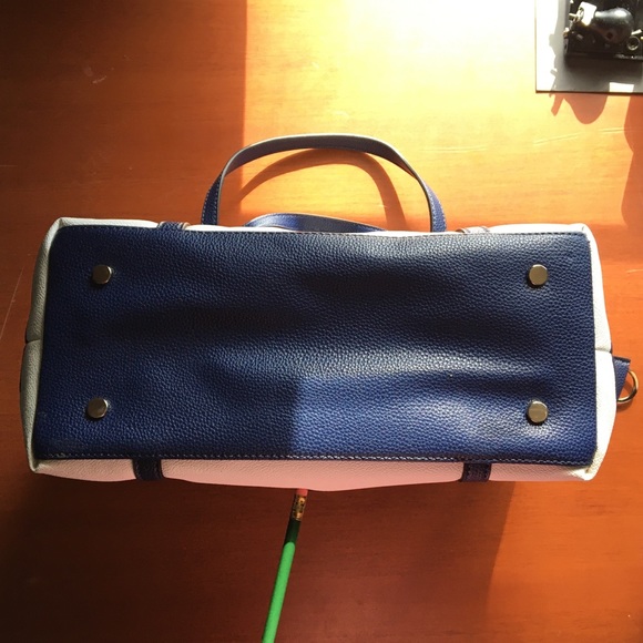 New Dana Buchman purse - Picture 6 of 8